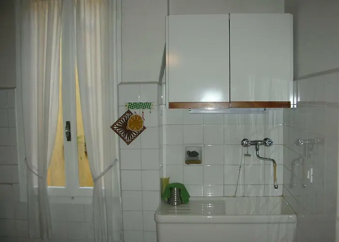 In Downtown * بولونيا